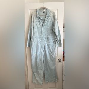 Universal Thread Coverall Jumpshit